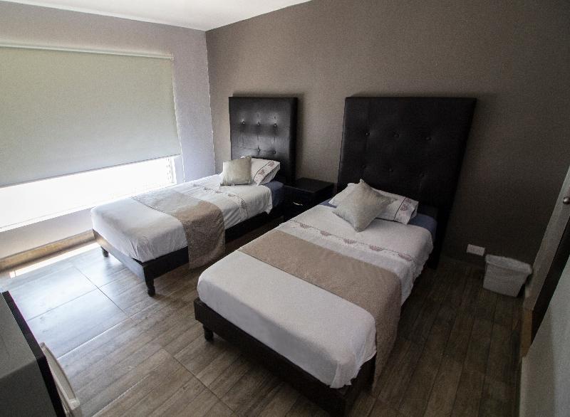 Econosuites Monterrey Exteriér fotografie